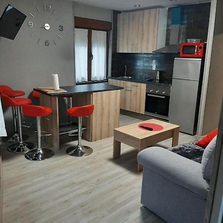 Ferienwohnung Piso Con Terraza En Felechosa Exterior foto